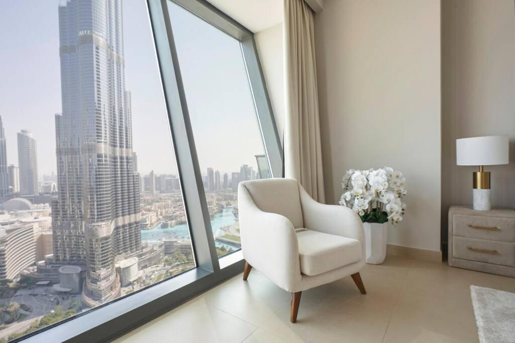 Appartamento Larbi Breathtaking Burj And Fountain View Luxurious 2 Bed Dubai Esterno foto