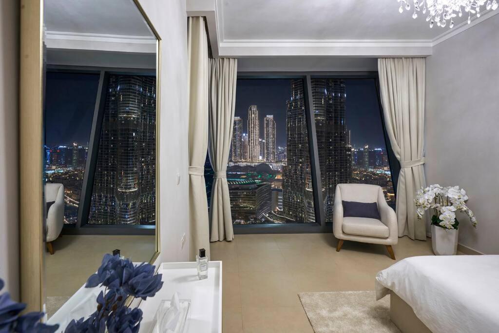 Appartamento Larbi Breathtaking Burj And Fountain View Luxurious 2 Bed Dubai Esterno foto