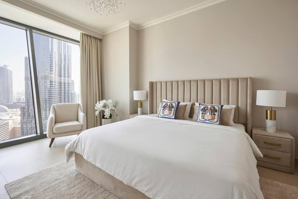 Appartamento Larbi Breathtaking Burj And Fountain View Luxurious 2 Bed Dubai Esterno foto