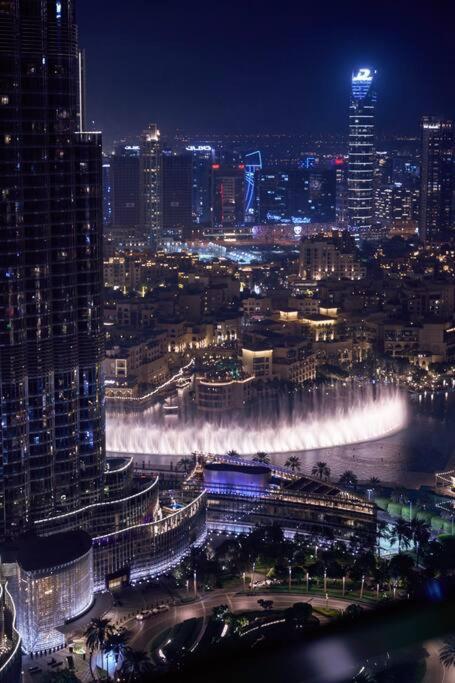 Appartamento Larbi Breathtaking Burj And Fountain View Luxurious 2 Bed Dubai Esterno foto